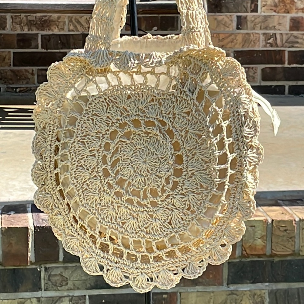 Tan Purse - Picture 2 of 4
